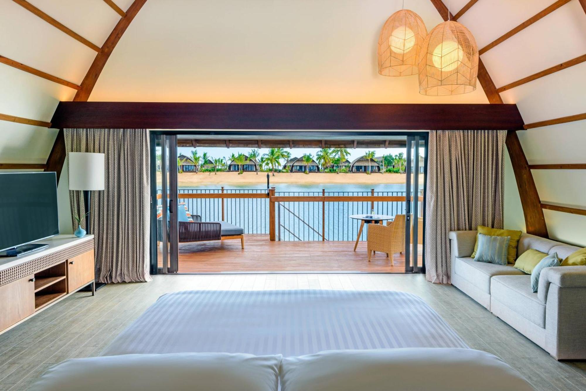 Fiji Marriott Resort Momi Bay Екстер'єр фото Beachfront Suite